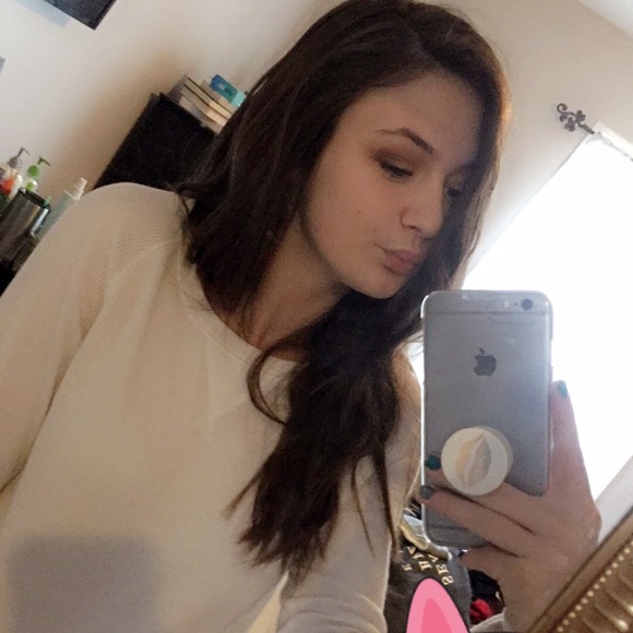 Meet your Posher, Taylor - Picture 1 of 1